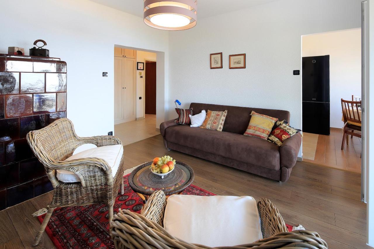 Apartment Vincent With Beautiful Sea View Terrace Klenovica Buitenkant foto