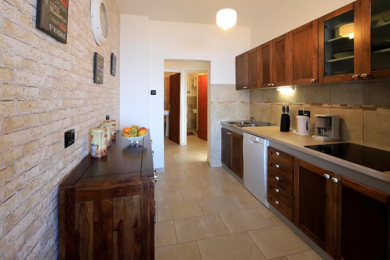 Apartment Vincent With Beautiful Sea View Terrace Klenovica Buitenkant foto